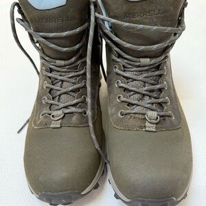 Merrell Women’s Waterproof Hiking Boots Like New